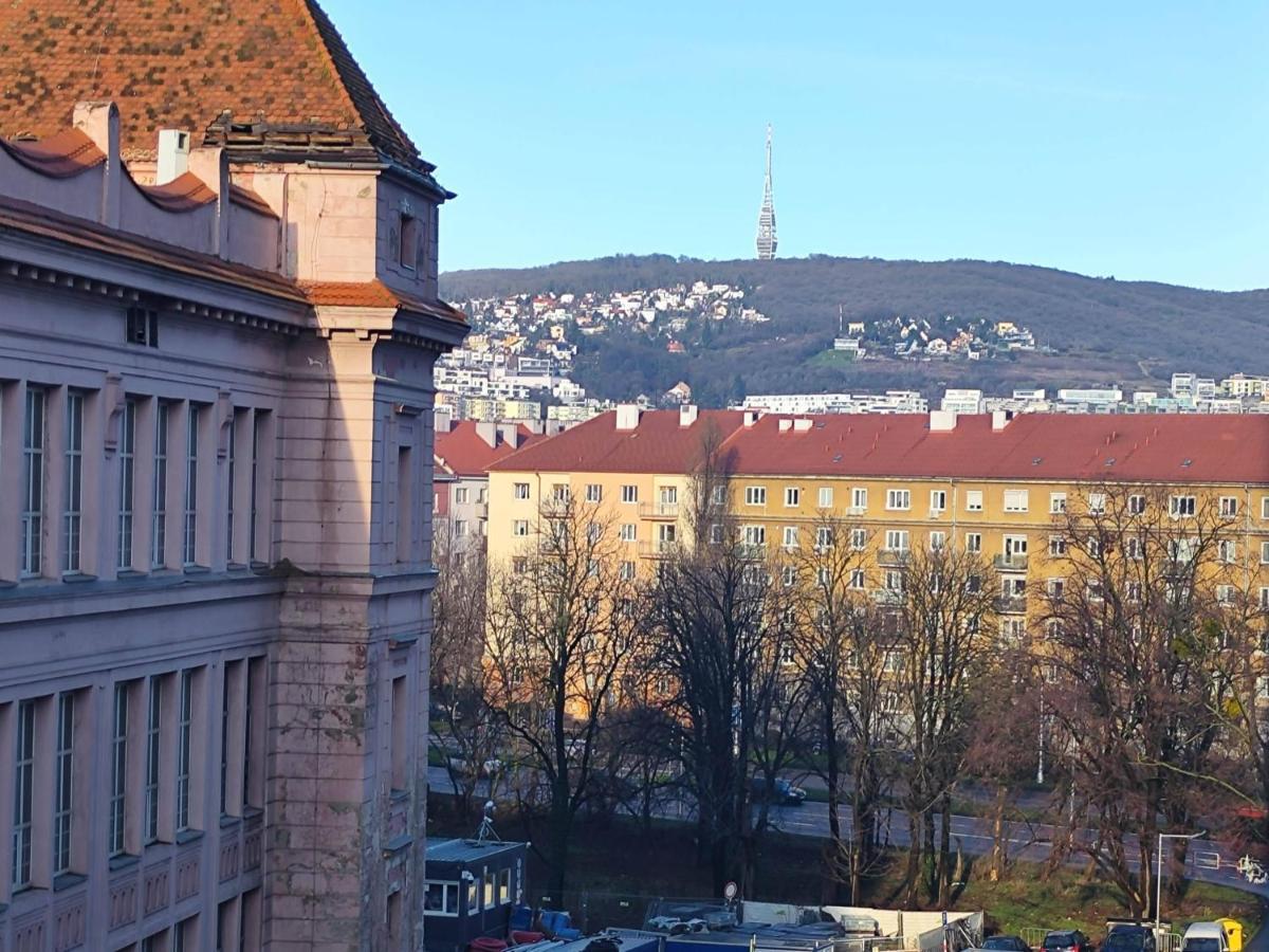 Yarn - Brand New - Free Parking - Balcony With City View - Central Shopping Mall Братислава Экстерьер фото